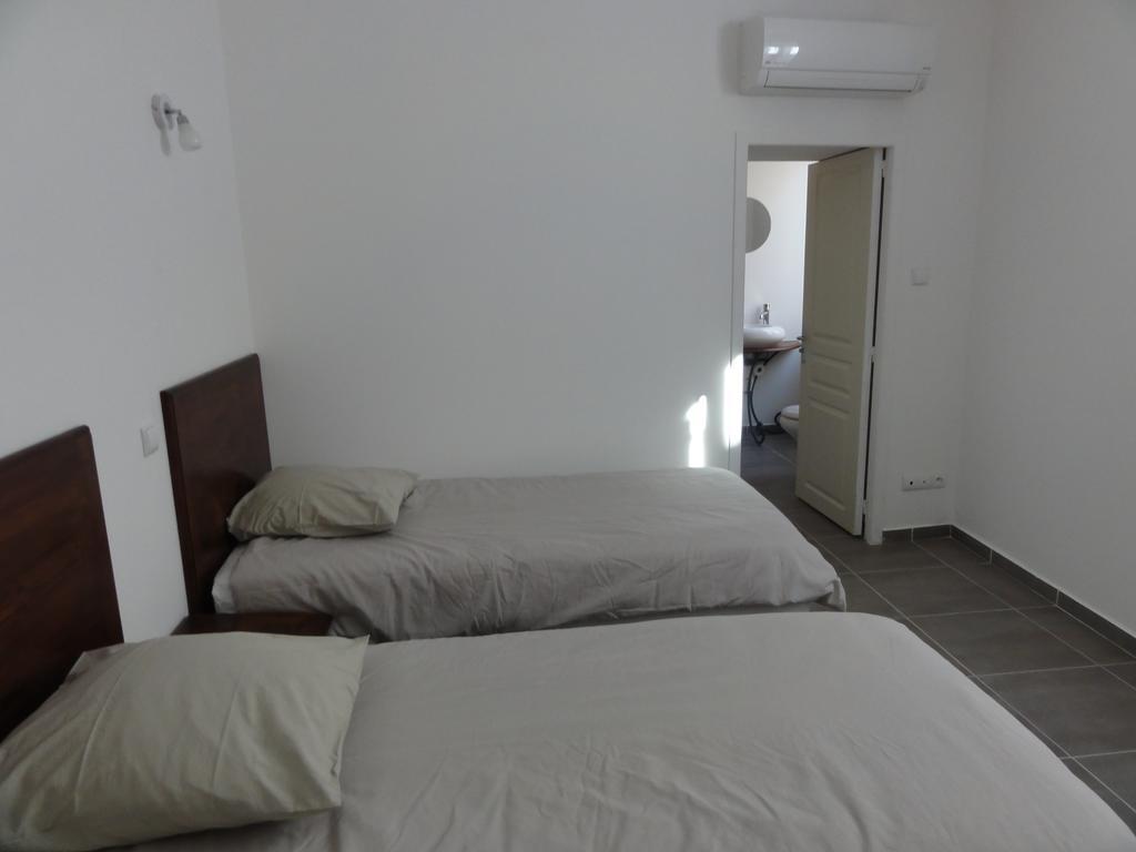 B&B Casa D'Oc Nissan-lez-Enserune Zimmer foto